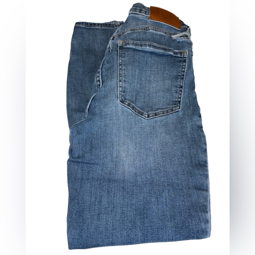 Lucky Brand jeans Ava style ankle skinny extreme distress button/zip Size 4/27